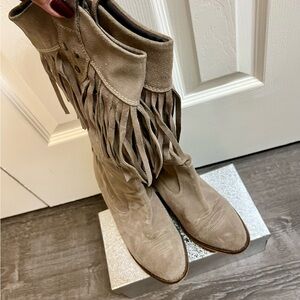 SFERRA Taupe Fringe Heeled Boots